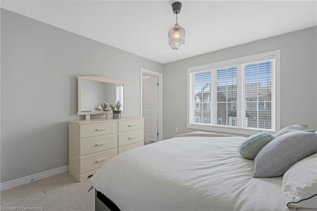 19-122 Dundas Street E Property Photo 19