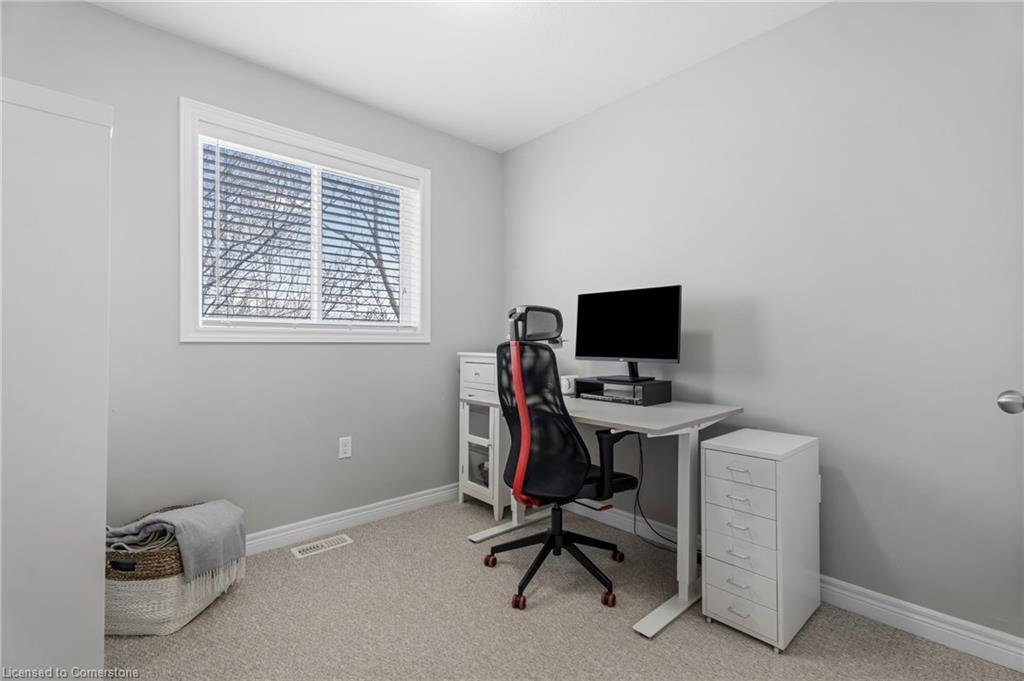 19-122 Dundas Street E Property Photo 24