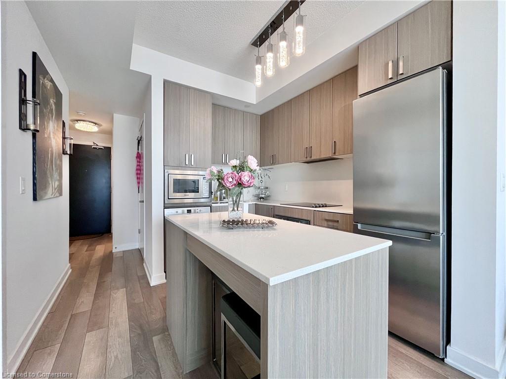 A232-5230 Dundas Street Property Photo 7