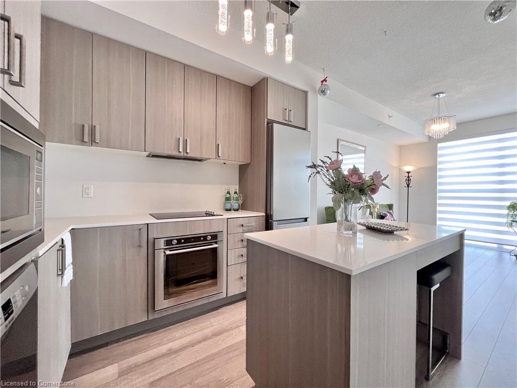 A232-5230 Dundas Street Property Photo 8