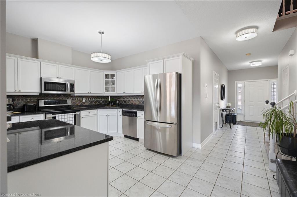 25-5595 Drummond Road Property Photo 11