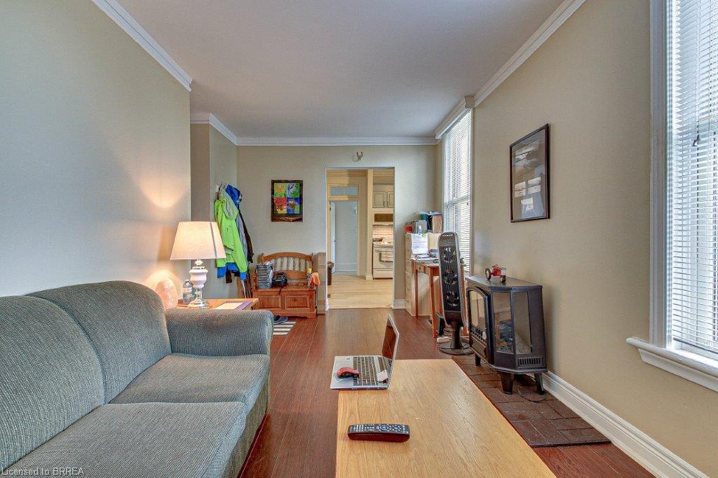 254 Brant Avenue Property Photo 12