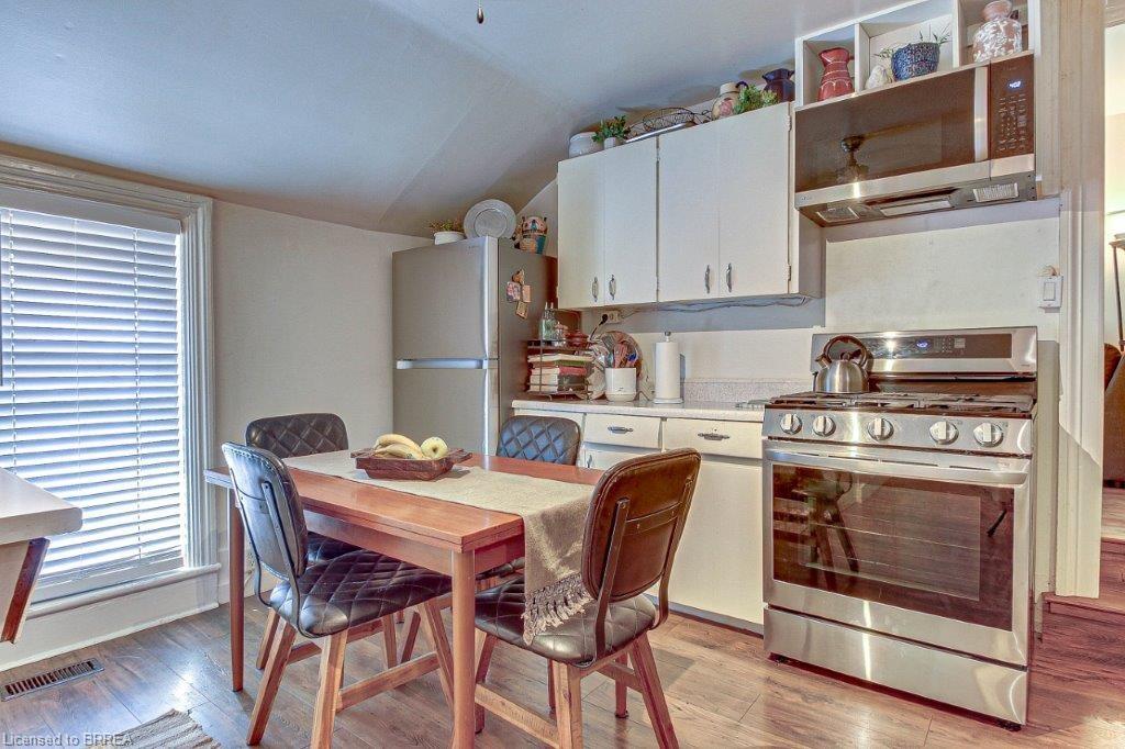 254 Brant Avenue Property Photo 17
