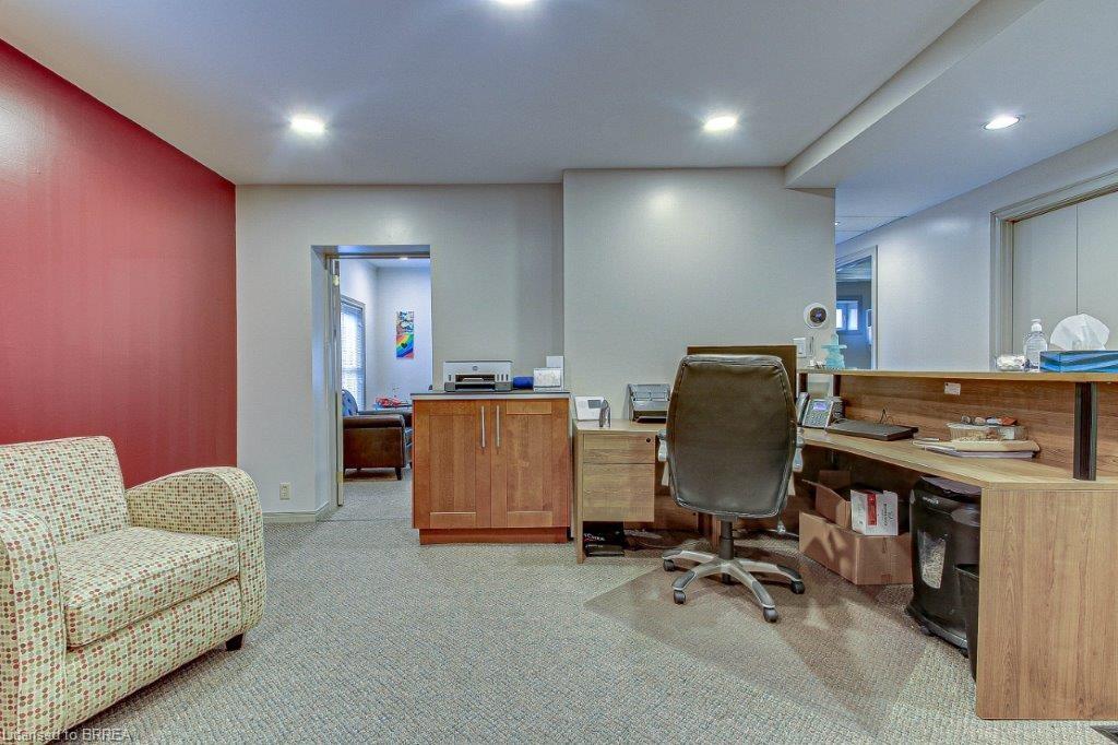 254 Brant Avenue Property Photo 33