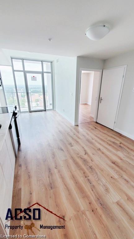 2405-60 Frederick Street Property Photo 6