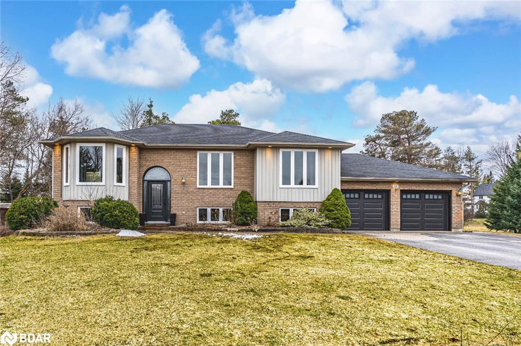 24 Parr Boulevard Property Photo