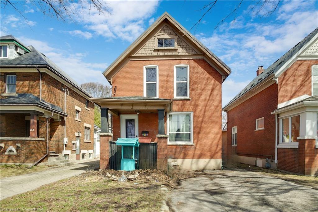80 Lancaster Street W Property Photo
