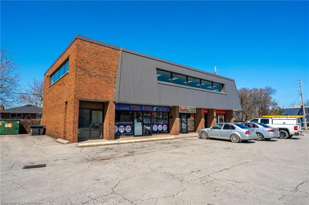 237 Parkdale Avenue N Property Photo