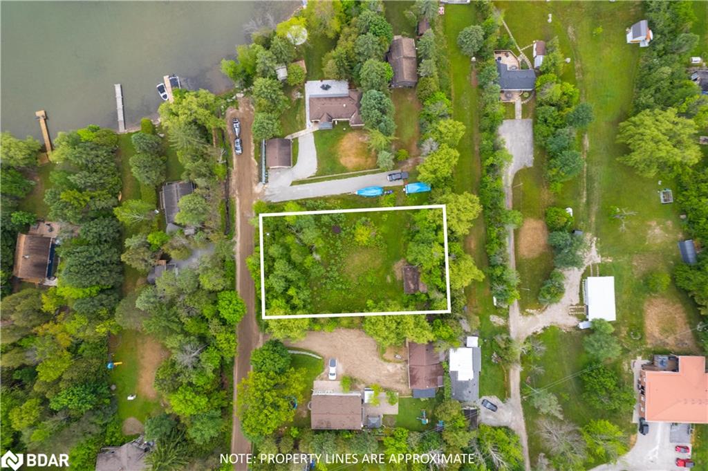 2378 Whetham Road Property Photo 4
