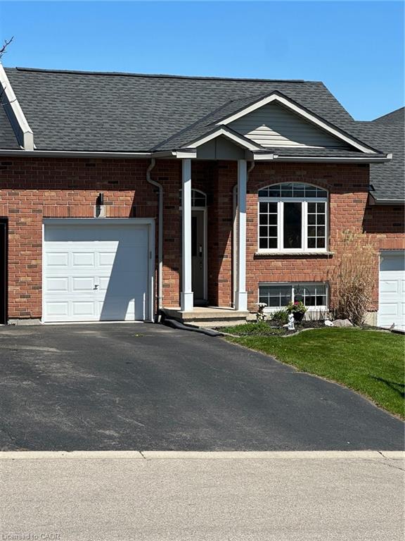 7 Millcroft Drive Property Photo 2