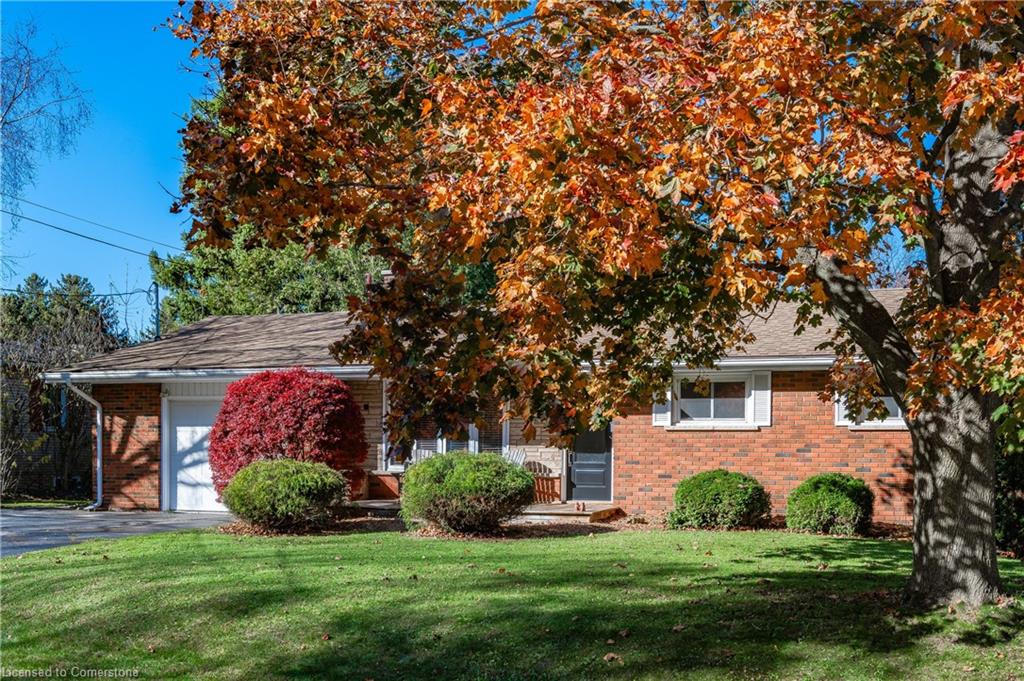 375 Clarendon Drive Property Photo 2