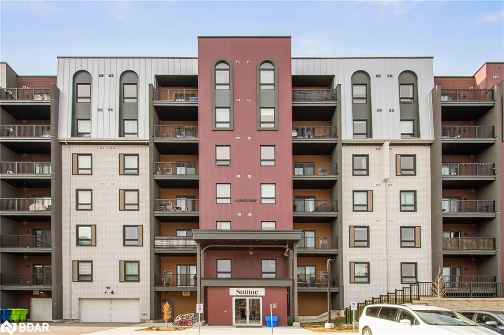 211-4 Spice Way Property Photo