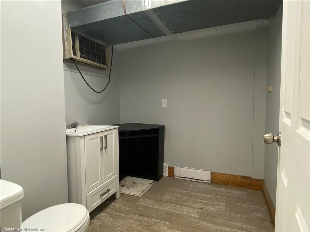 75 Robinson Street Property Photo 8