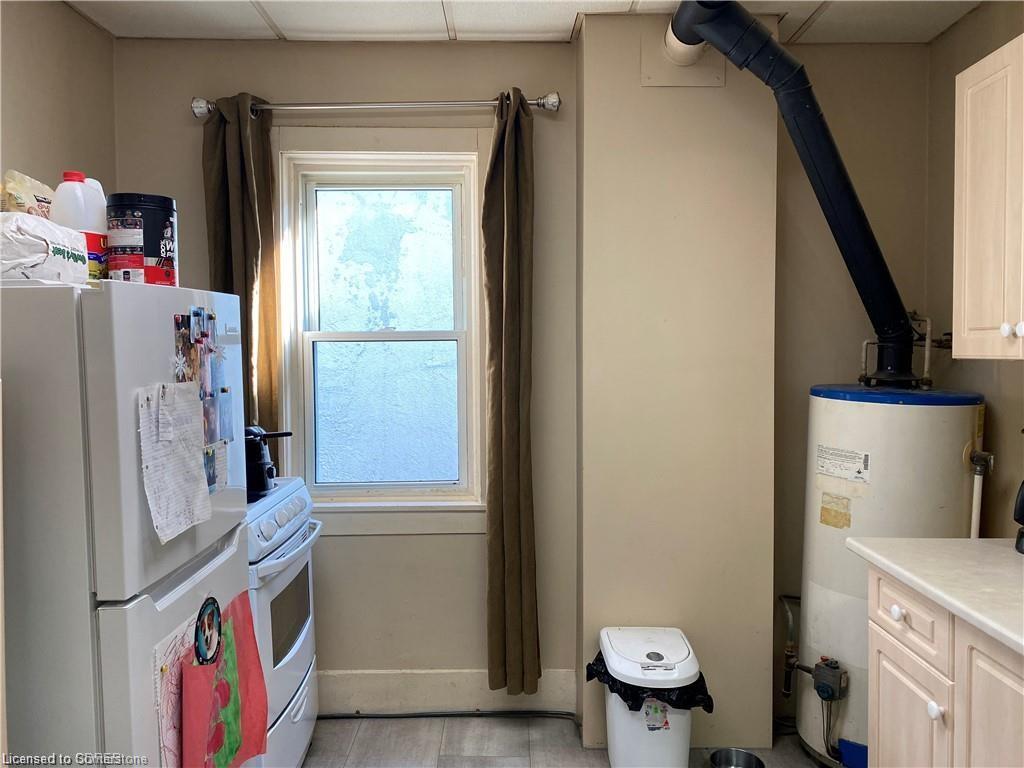 75 Robinson Street Property Photo 17