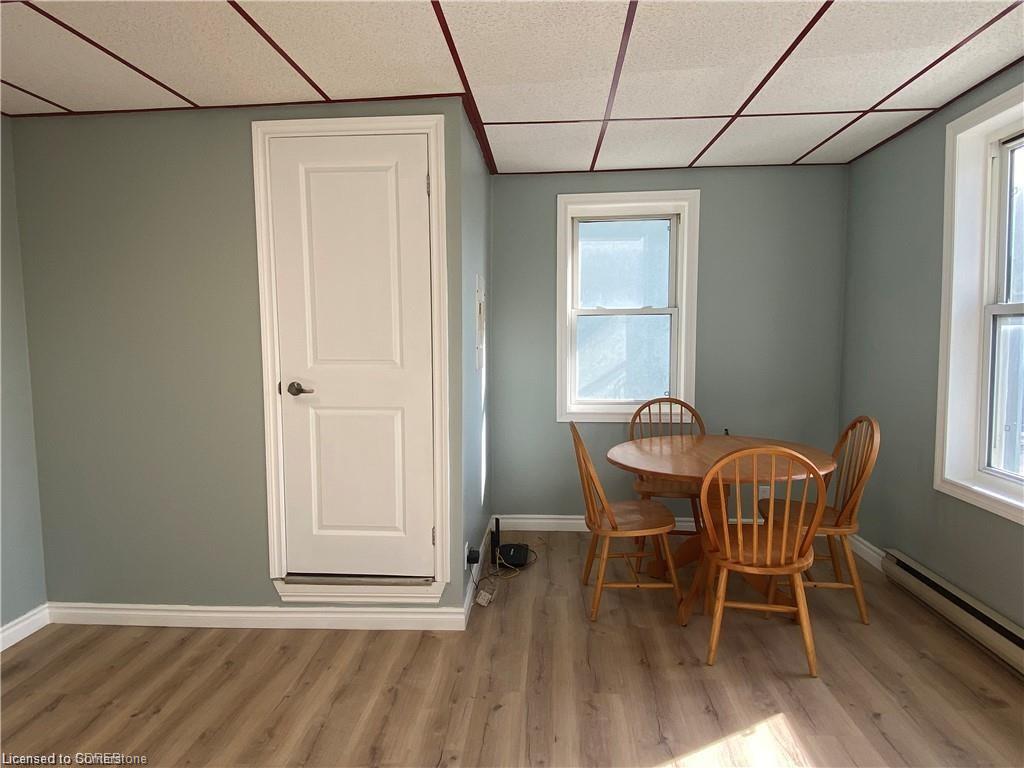 75 Robinson Street Property Photo 28