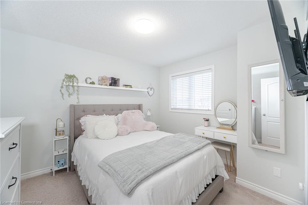 140 Stonemount Crescent Property Photo 20