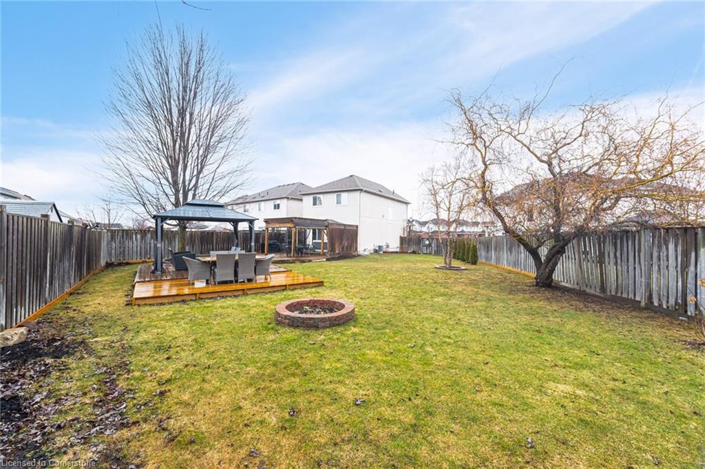 140 Stonemount Crescent Property Photo 34