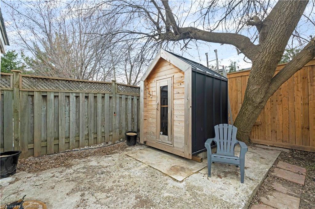 25 Rogers Road Property Photo 41