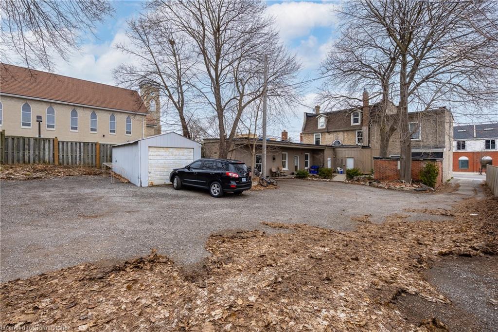 840-846 King Street E Property Photo 18