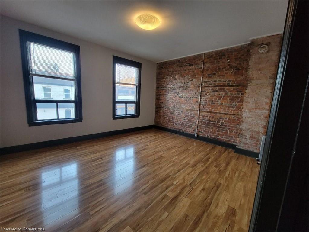 B-473 King Street W Property Photo