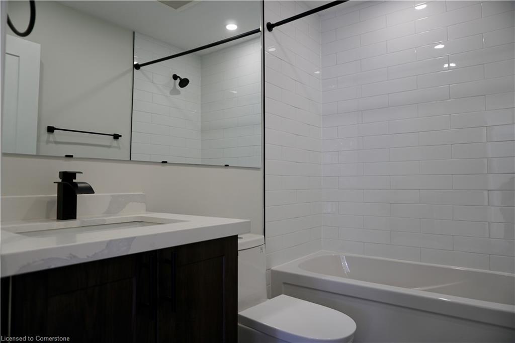 13-588 Barton Street E Property Photo 4