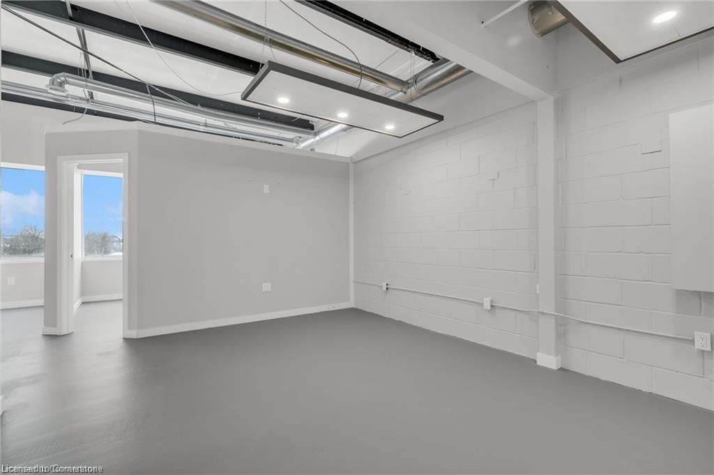 112-442 Millen Road Property Photo 4
