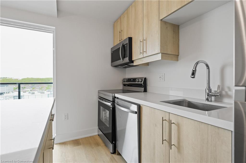 711-401 Shellard Lane Property Photo 17