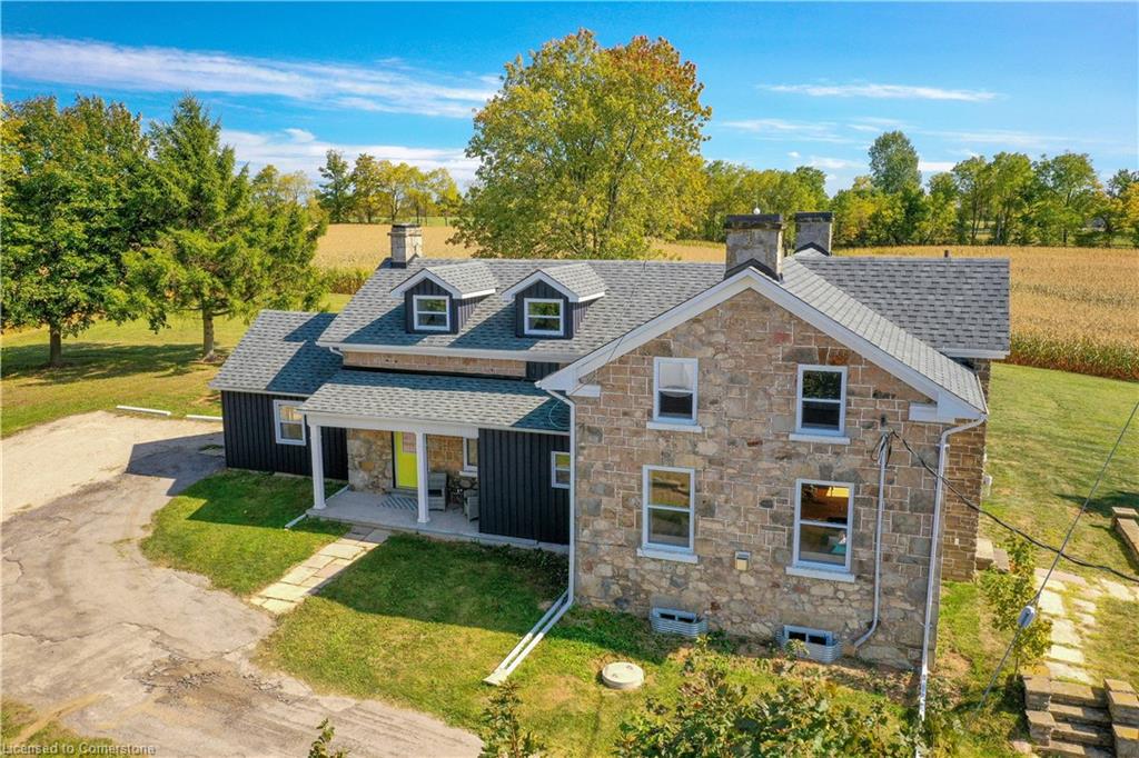 1748 Centre Road Property Photo 3