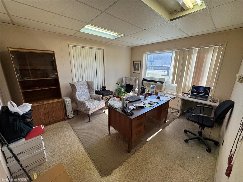 1-43 Spalding Drive Property Photo 4