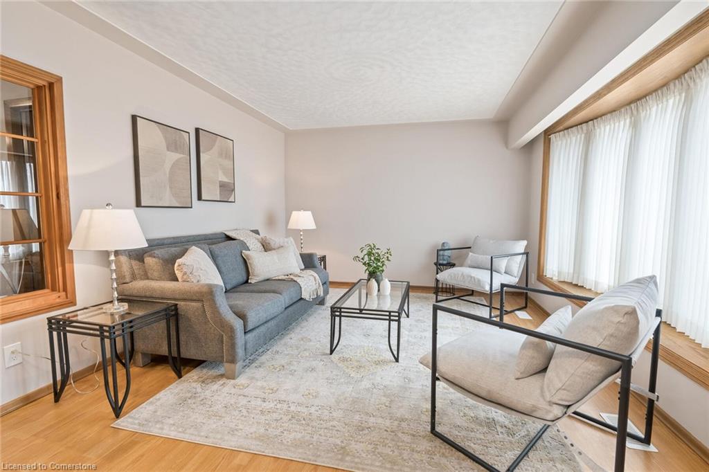 280 Dixon Street Property Photo 9