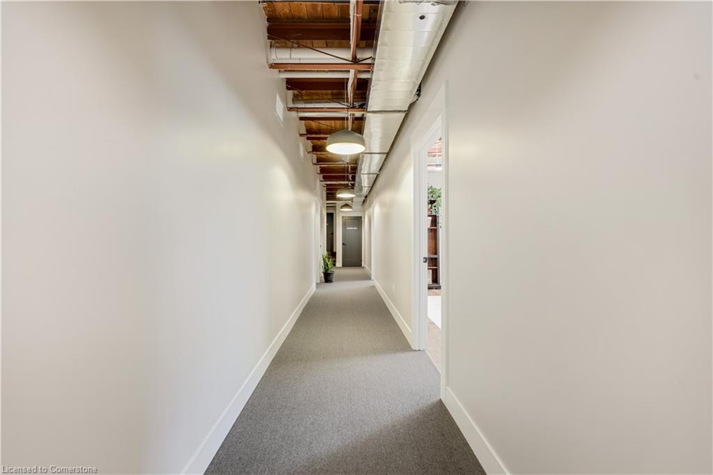 100 Dundas Street E Property Photo 14