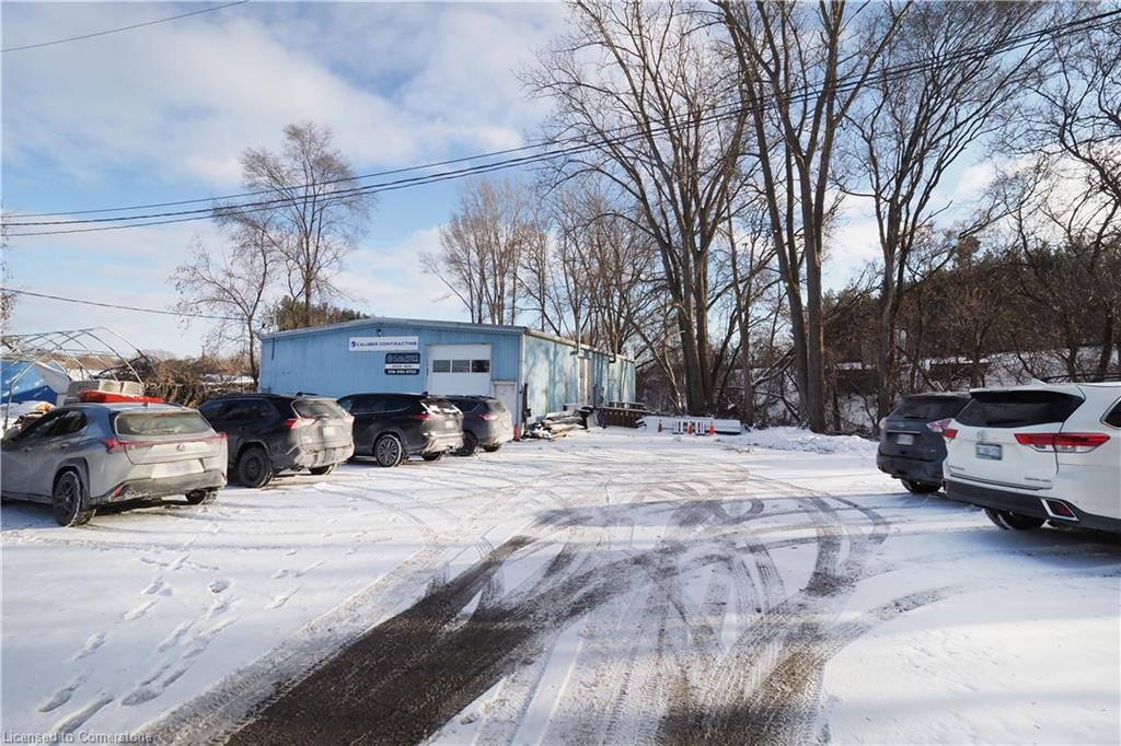 100 Dundas Street E Property Photo 42
