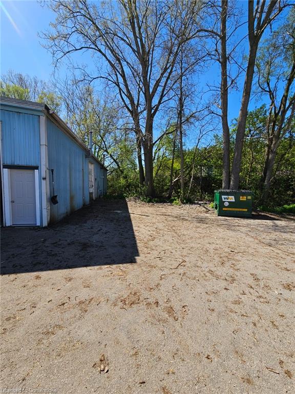 100 Dundas Street E Property Photo 43