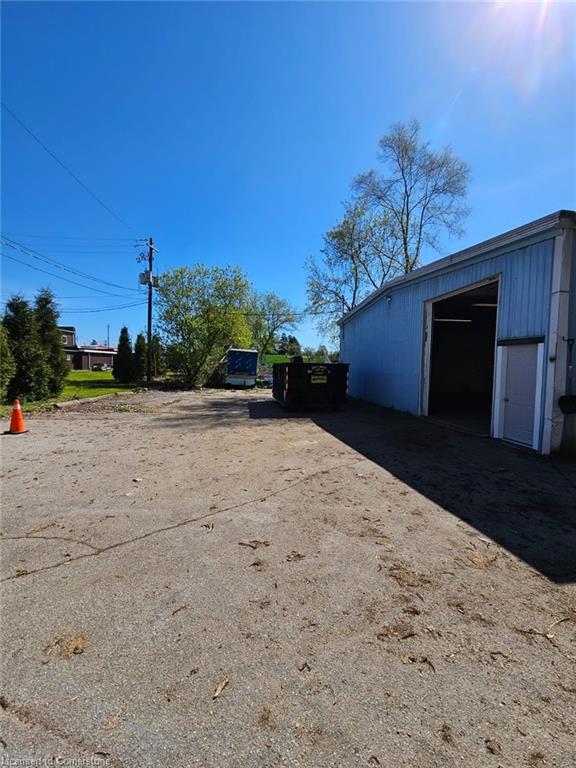 100 Dundas Street E Property Photo 46