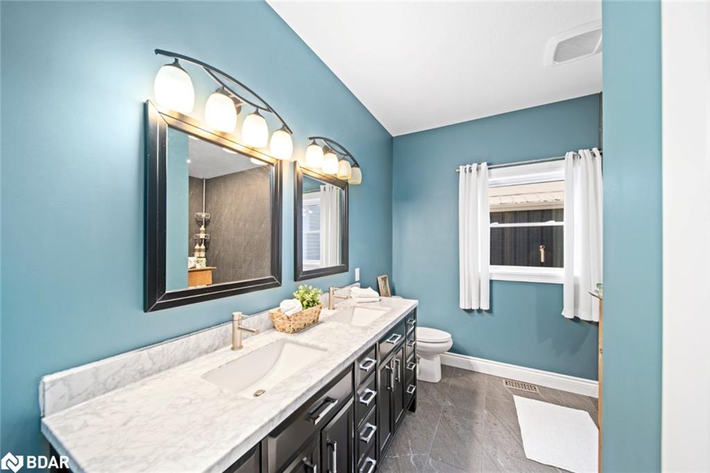 2085 Warminster Road Property Photo 8