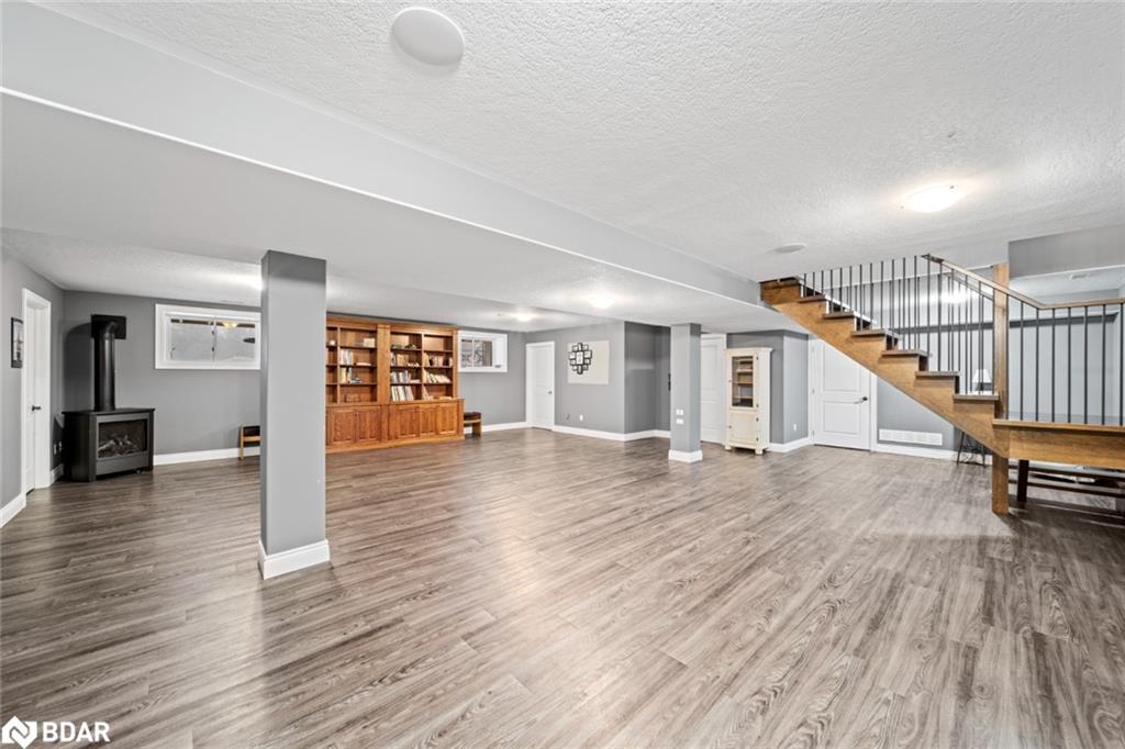 2085 Warminster Road Property Photo 12