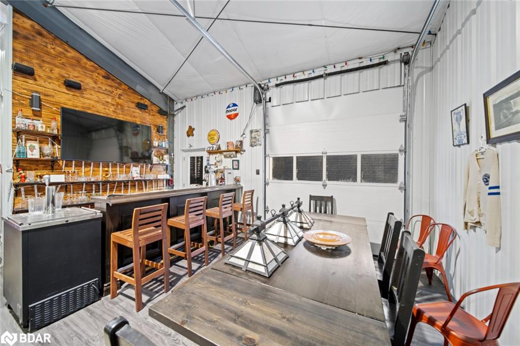2085 Warminster Road Property Photo 17