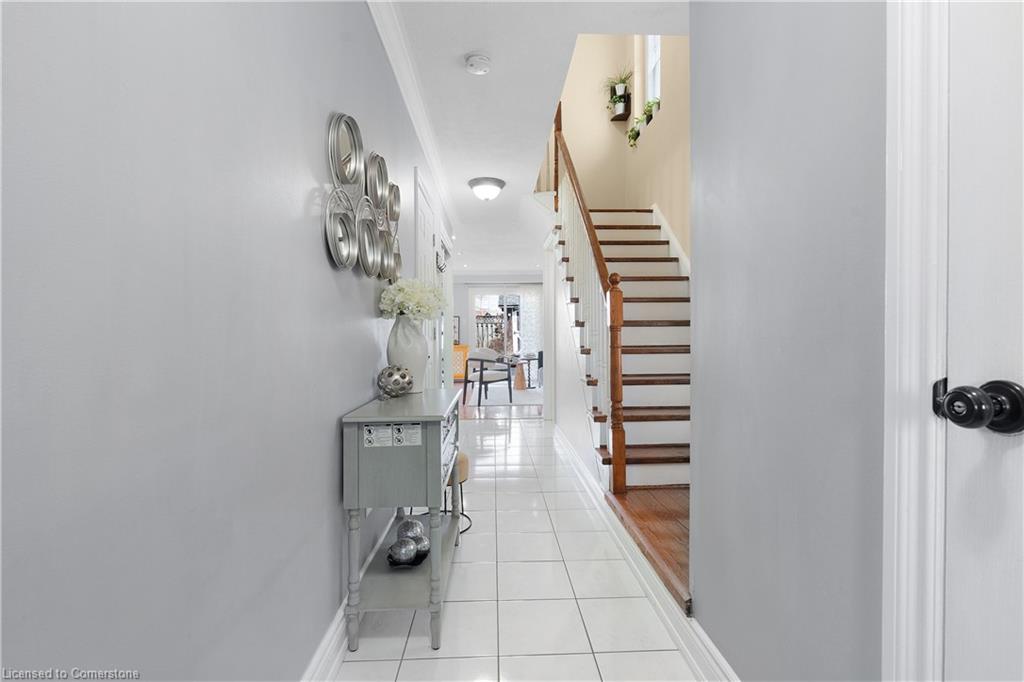 10 Thornlodge Drive Property Photo 10