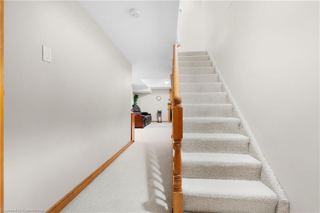 10 Thornlodge Drive Property Photo 32