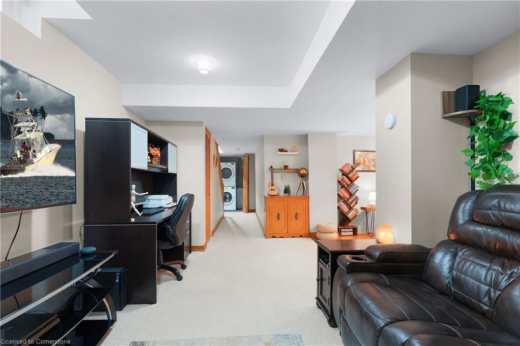 10 Thornlodge Drive Property Photo 37