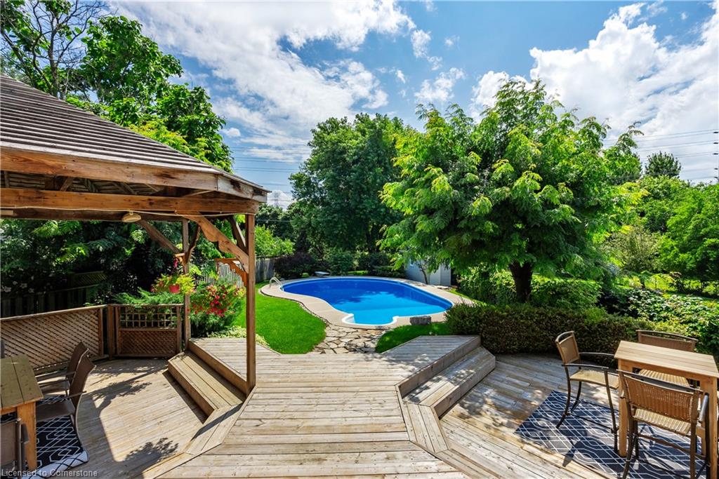 4456 Idlewilde Crescent Property Photo