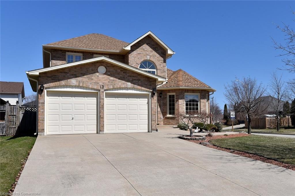13 Chianti Crescent Property Photo 4