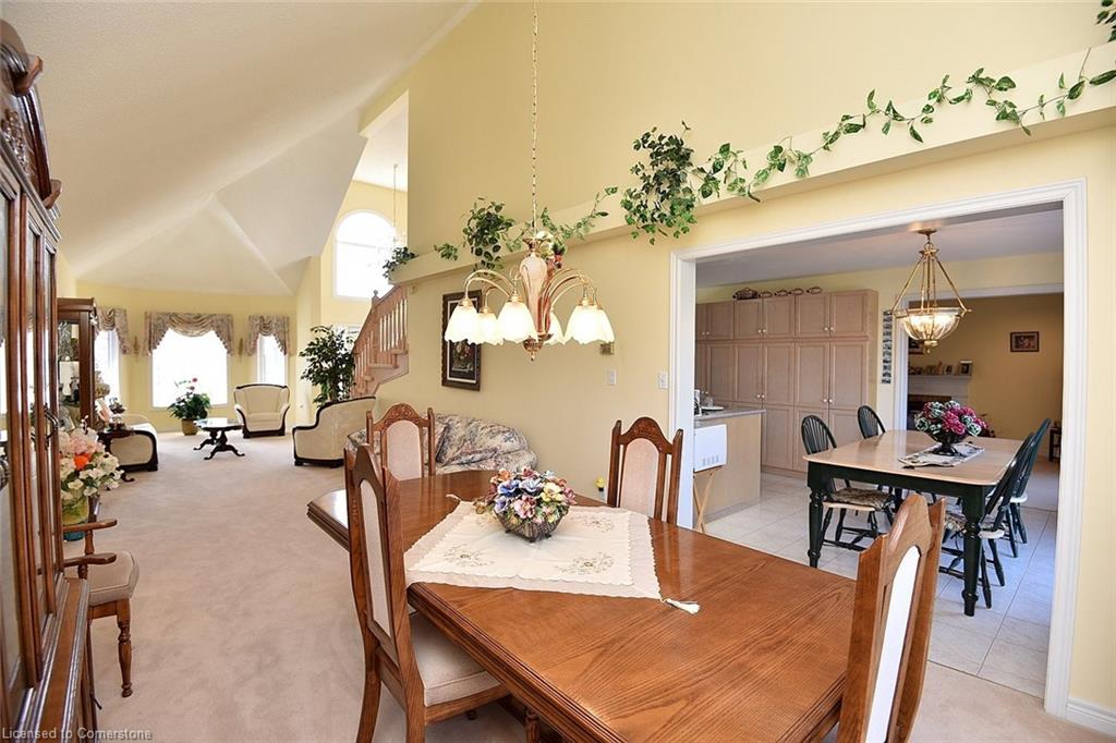 13 Chianti Crescent Property Photo 12