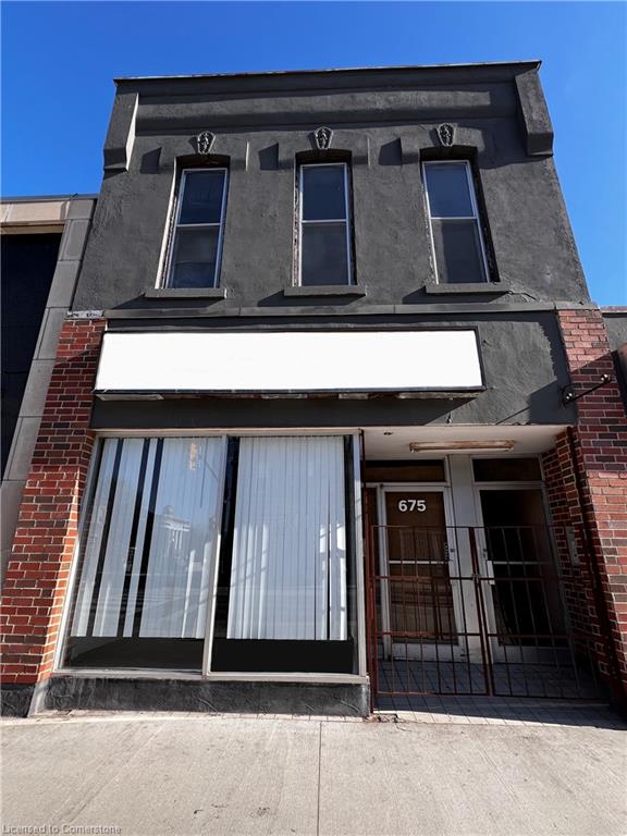 675 Dundas Street E Property Photo