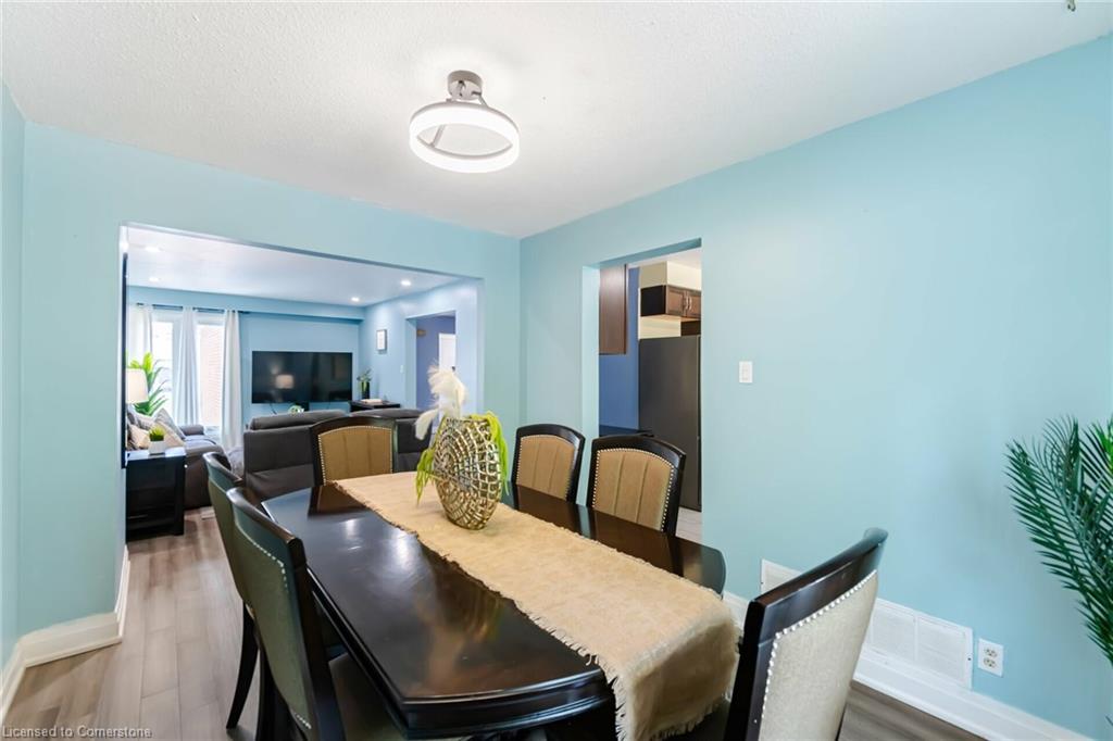 128 Fanshawe Drive Property Photo 5