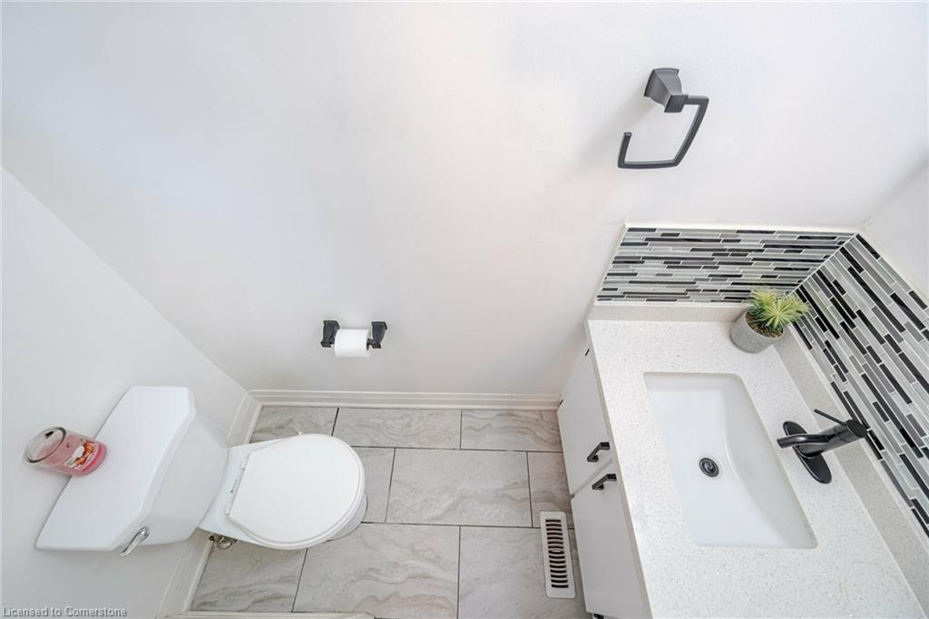 128 Fanshawe Drive Property Photo 10