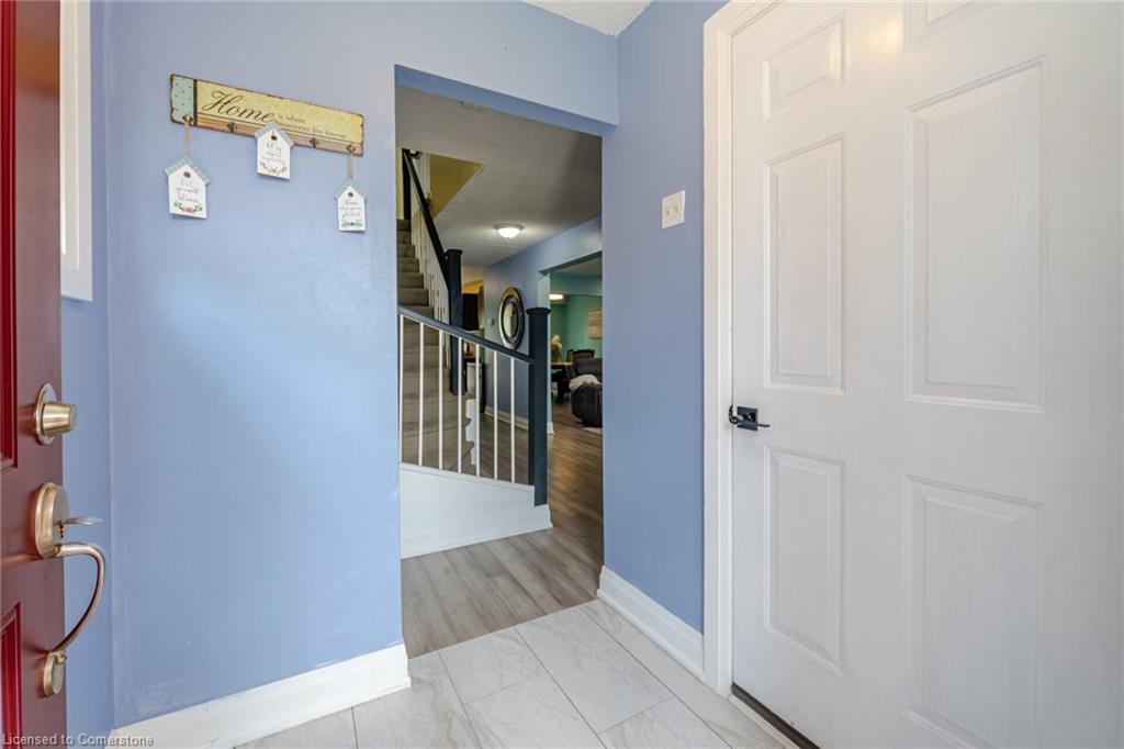 128 Fanshawe Drive Property Photo 12