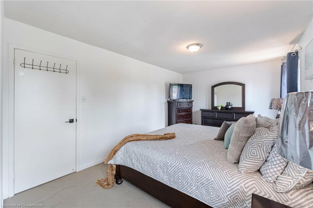128 Fanshawe Drive Property Photo 16