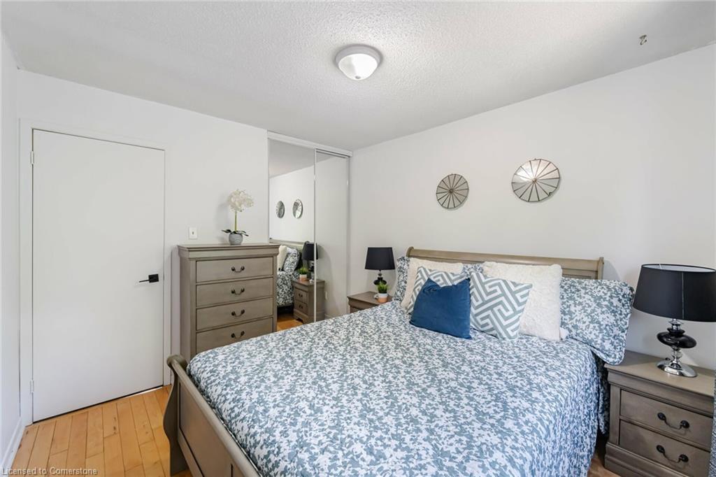128 Fanshawe Drive Property Photo 22
