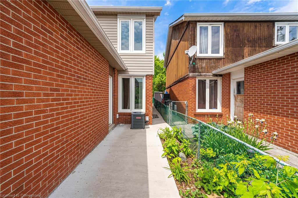128 Fanshawe Drive Property Photo 33